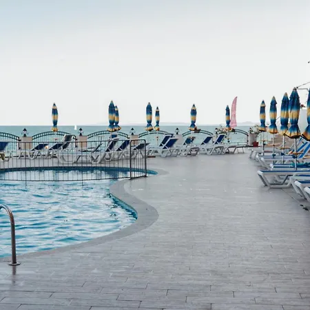 Mirage Collective Misivri